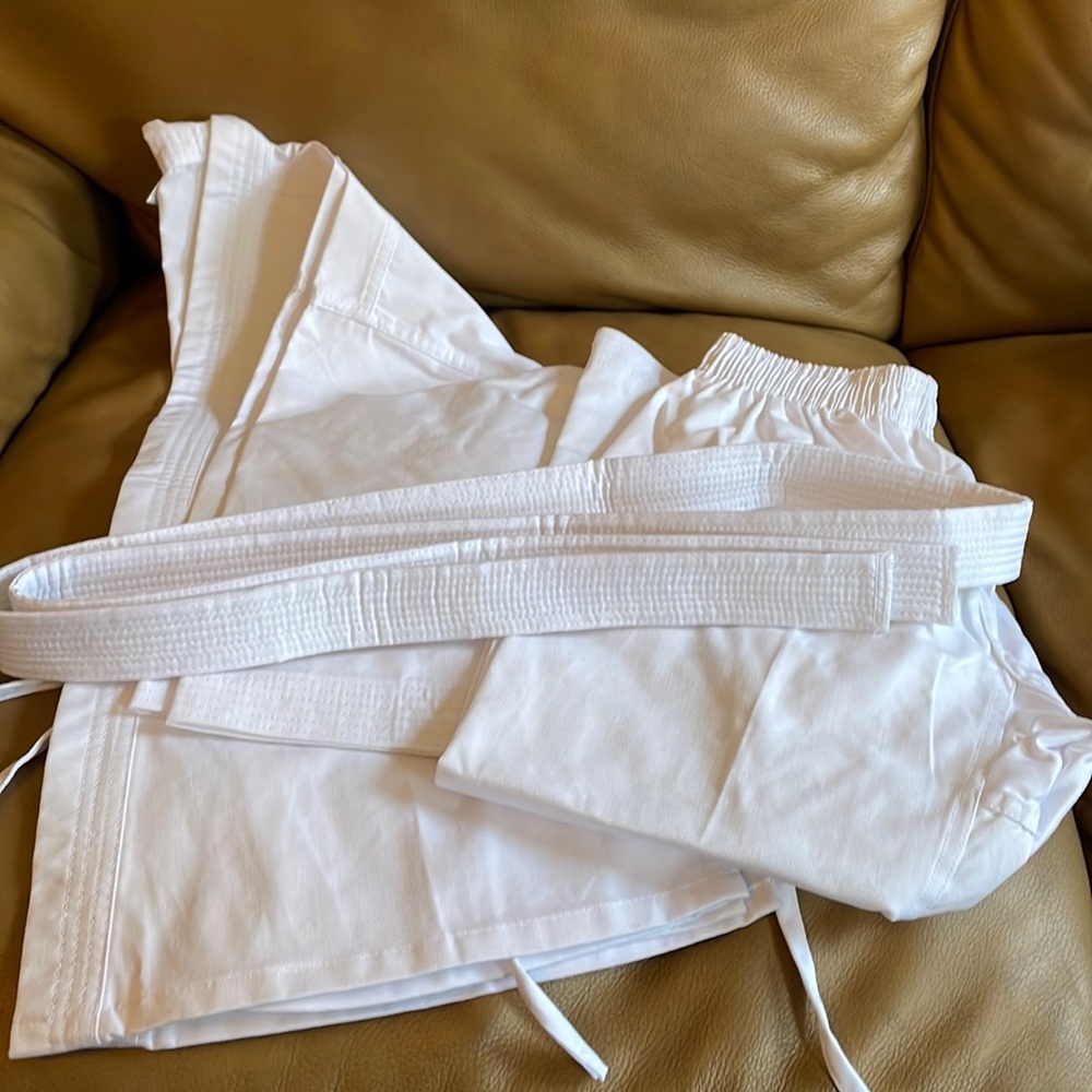 Kids karate suit
